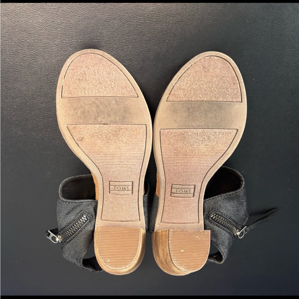 NWOT TOMS Majorca Cutout Sandals Black Denim Women's Size 5.5 - Picture 8 of 13